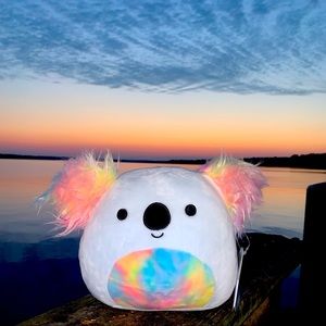 SQUISHMALLOW KYA 8” SUPER CUTE AND CUDDLY